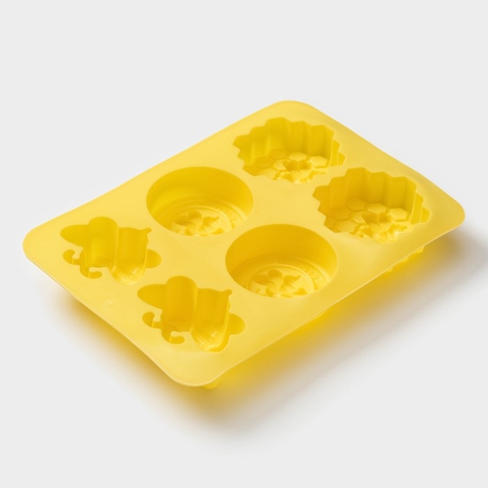Форма для выпечки Доляна «Пчелиный рай», силикон, 6 ячеек, 25,7×17,7×3 см, цвет жёлтый
