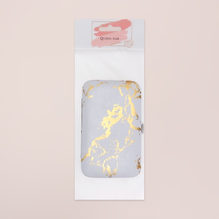 Набор маникюрный, 7 предметов, в футляре, рисунок серый/золотистый Набор маникюрный, 7 предметов, в футляре, рисунок серый/золотистый