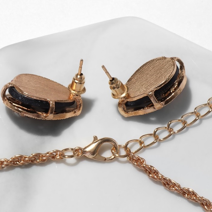 Гарнитур 3 предмета: серьги, кулон, кольцо «Капли», цвет чёрно-белый в золоте, 40см