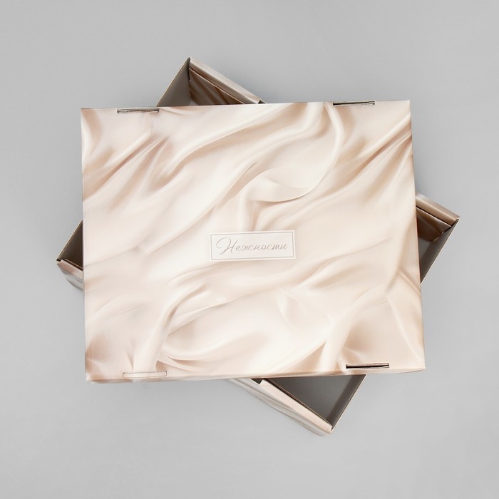 Коробка подарочная складная, упаковка, «Нежности», 31 х 25.5 х 16 см Коробка подарочная складная, упаковка, «Нежности», 31 х 25.5 х 16 см