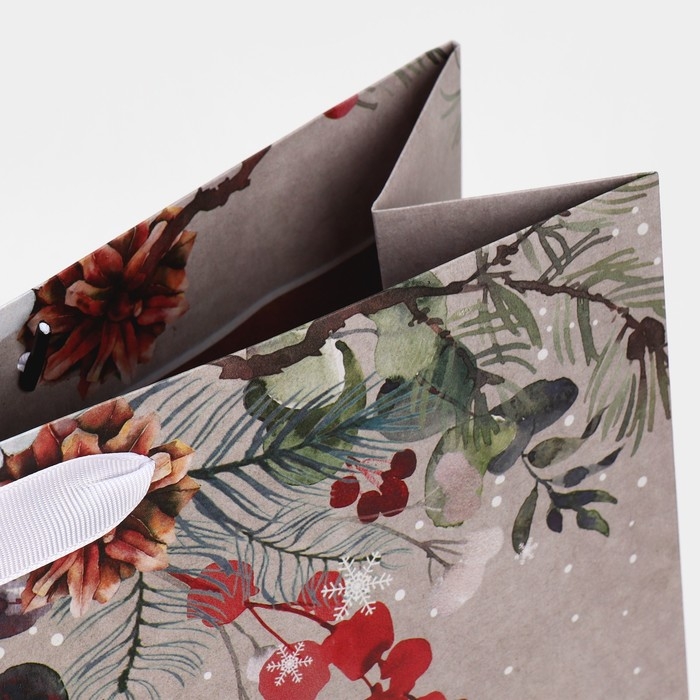 Пакет подарочный новогодний крафтовый горизонтальный «Заветные мечты», L 40 х 31 х 11.5 см, Новый год