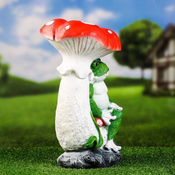 Садовая фигура  Садовая фигура "Мухомор с лягушонком" 36х25см