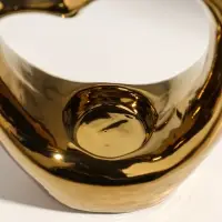 Подсвечник на 1 свечу &laquo;Сердце&raquo;, d=4 см, золото, 14.5&times;6&times;17 см