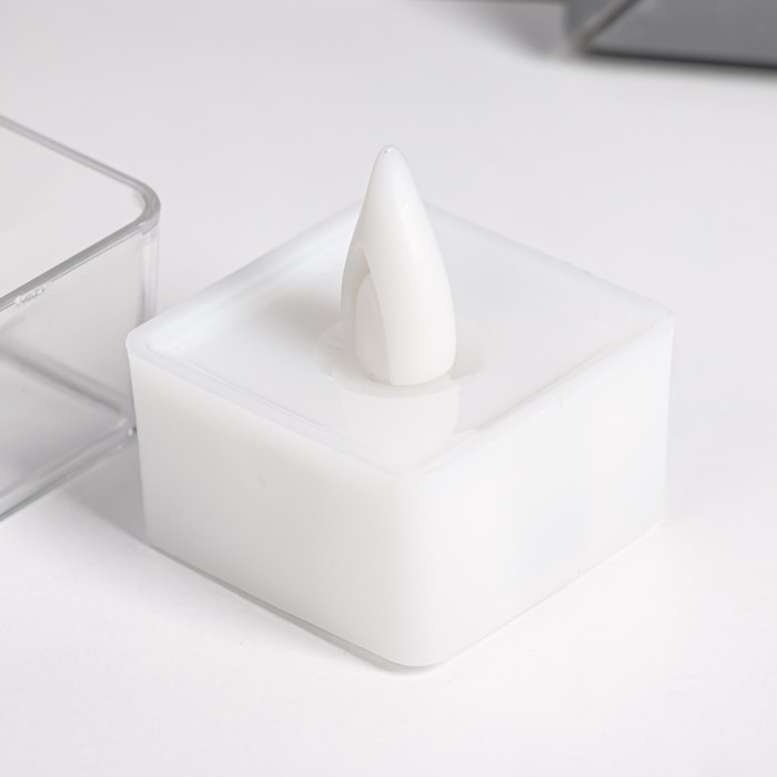 Ночник Ночник "Свеча квадрат" LED 0,5Вт от батареек 3хAG10 белый 4х4х4,5 см RISALUX