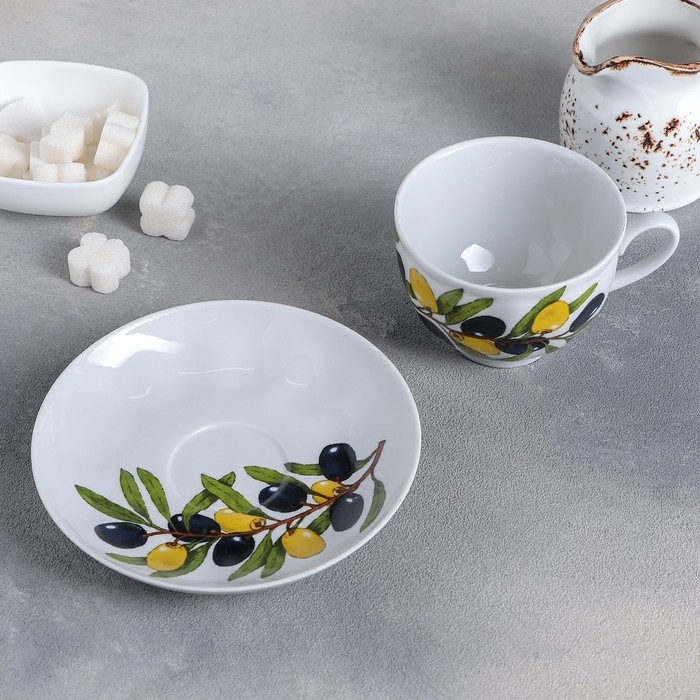 Чайная пара фарфоровая «Оливки», 275 мл, чашка d=9,2 см, блюдце d=15,1 см, рисунок МИКС Чайная пара фарфоровая «Оливки», 275 мл, чашка d=9,2 см, блюдце d=15,1 см, рисунок МИКС