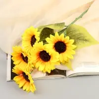 Цветы искусственные &laquo;Пять подсолнухов&raquo;, 9&times;53 см