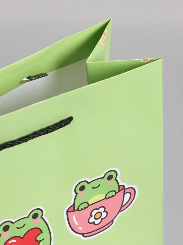 Пакет подарочный ламинированный "Обнимаю, целую, люблю" 26 х 12 х 32 см