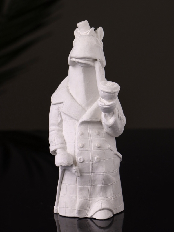 Статуэтка Статуэтка "Конь в пальто" 11х5 см, натуральный