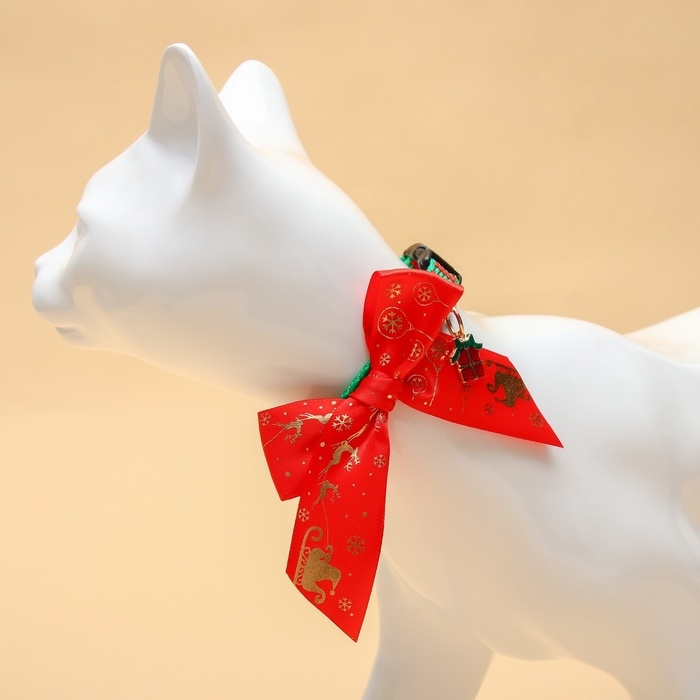 Ошейник + бант + новогодний подвес Ошейник + бант + новогодний подвес "Подарки", 30 х 1 см, капрон, зелёный