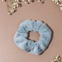 Резинка для волос QF &laquo;Орбита&raquo;, нежность, 9 см, голубая