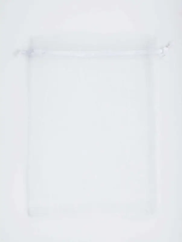 Кожанная подарочная сумочка 14 х 6,5 х 12,8 см белая Кожанная подарочная сумочка 14 х 6,5 х 12,8 см белая