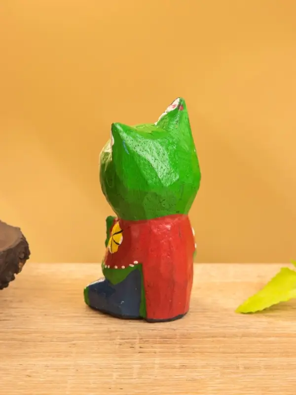 Сувенир интерьерный "Котики" 5х5х8 см, дерево, цв. зелёный