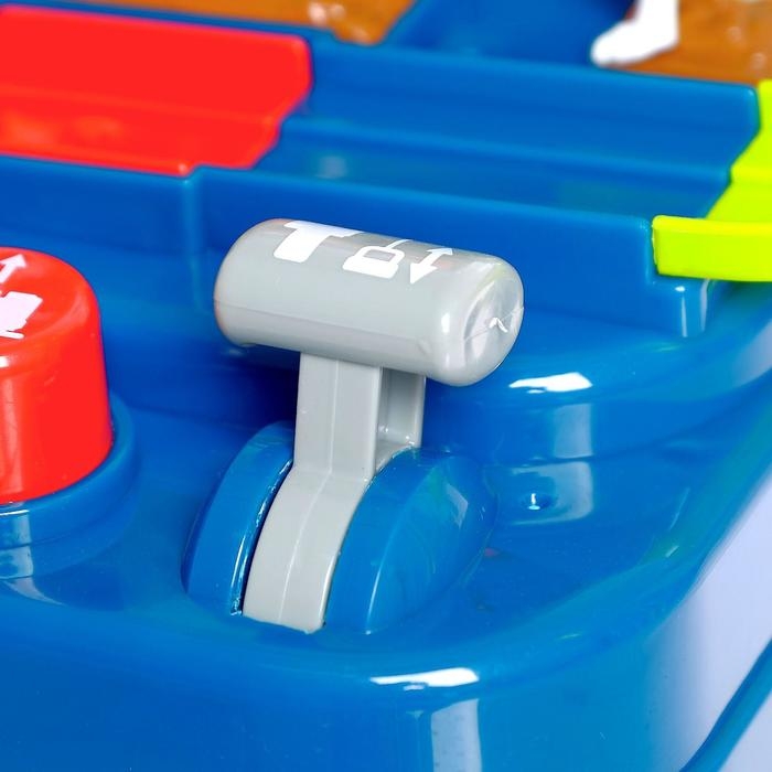 Настольная игра-лабиринт «Приключения динозавров», 2 машинки Настольная игра-лабиринт «Приключения динозавров», 2 машинки