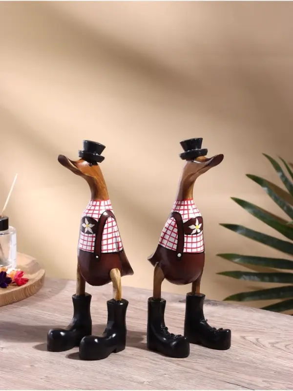 Сувенир &laquo;Утка-фермер&raquo;, 27 см, дерево, МИКС