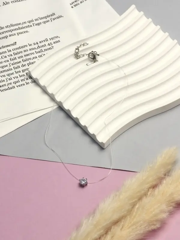 Кулон на леске &laquo;Счастье ждёт тебя&raquo;, белый в серебре, 40 см