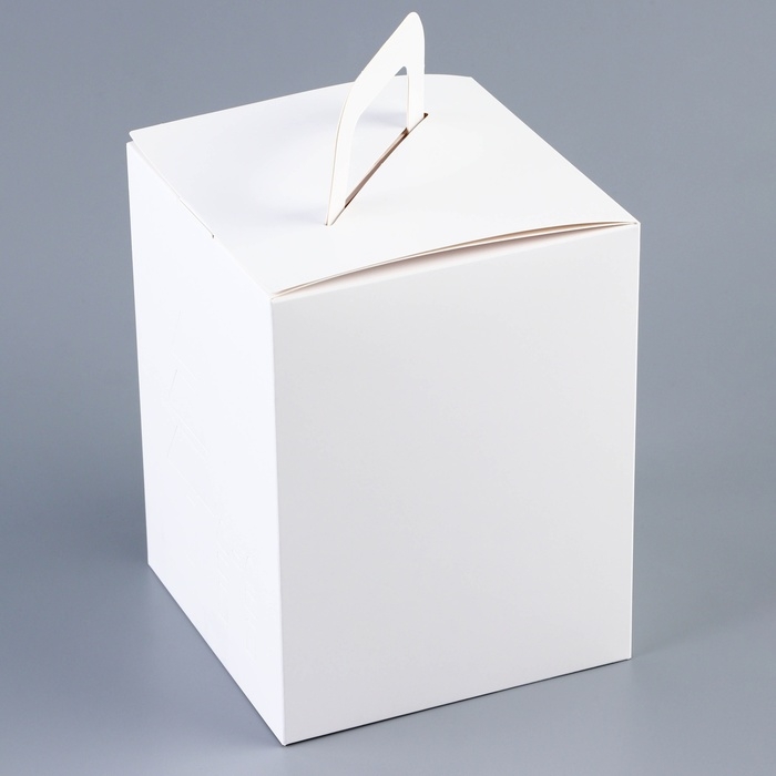 Коробка сборная подарочная, новогодняя упаковка, 14 х 14 х 18. Коробка сборная подарочная, новогодняя упаковка, 14 х 14 х 18.