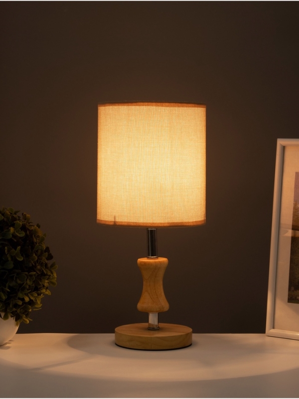 Лампа настольная BayerLux ЭКО Лампа настольная BayerLux ЭКО "Кло" 1х40Вт Е27 коричневый/хром/бежевый 16х16х38см