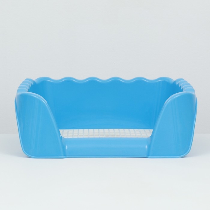 Туалет для собак с высокими бортами и съемной сеткой 43х43х15 см, голубой Туалет для собак с высокими бортами и съемной сеткой 43х43х15 см, голубой