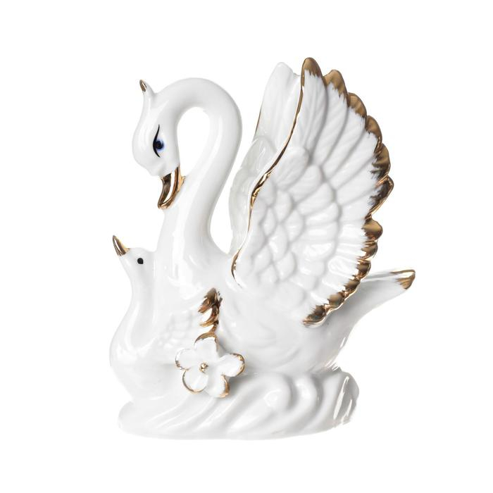 Сувенир керамика  Сувенир керамика "Белая лебедь с малышом" 10,5х9х4,5 см