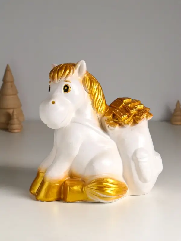 Копилка Копилка "Конь с деньгами" 21 см, белый с золотом
