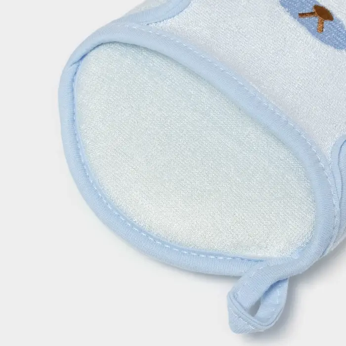 Мочалка варежка детская Доляна &laquo;Мишка&raquo;, для купания, 16 см, голубая