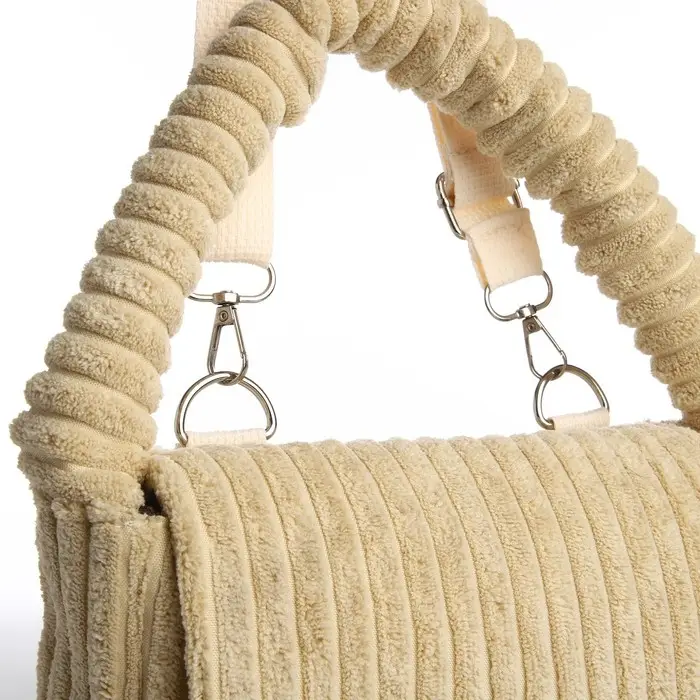 Сумка молодёжная на магните, 25.5&times;4.5&times;18.5 см, бежевая