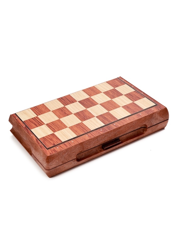 Шахматы 25 х 22 см, король h-4.8 см, пешка h-2.7 см Шахматы 25 х 22 см, король h-4.8 см, пешка h-2.7 см