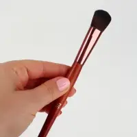 Кисть для макияжа Brush WOOD, 18 (&plusmn;1) см, коричневая