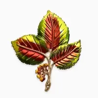 Брошь "Листья Ясеня", цвет зелёно-коричневый в золоте