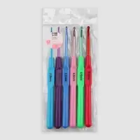 Набор крючков для вязания, с пластиковой ручкой, d=2.5-5 мм, 14 см, 6 шт., разноцветный