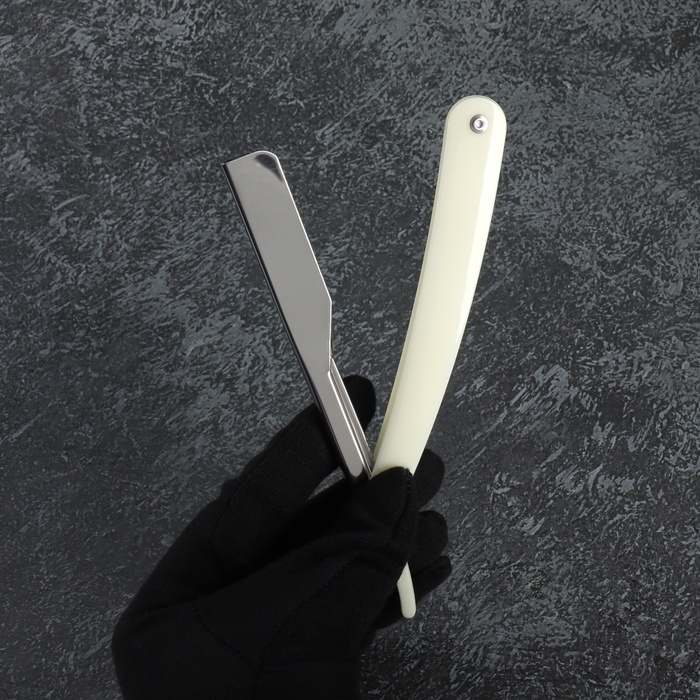 Опасная бритва, шаветт, без лезвия, 24 × 2,5 × 1,3 см, пластиковая, цвет белый/серебристый Опасная бритва, шаветт, без лезвия, 24 × 2,5 × 1,3 см, пластиковая, цвет белый/серебристый