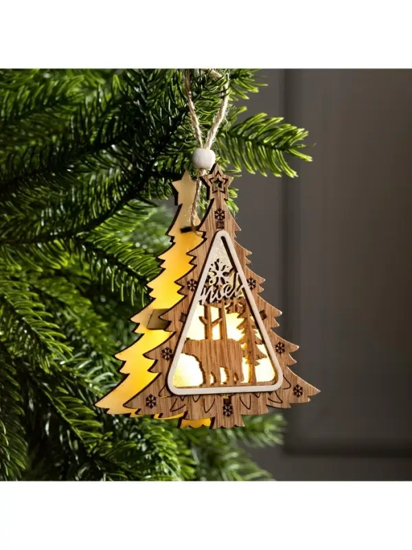 Ёлочная игрушка &laquo;Ёлочка с медведем&raquo;, 11&times;11&times;2 см, от батареек, свечение тёплое белое