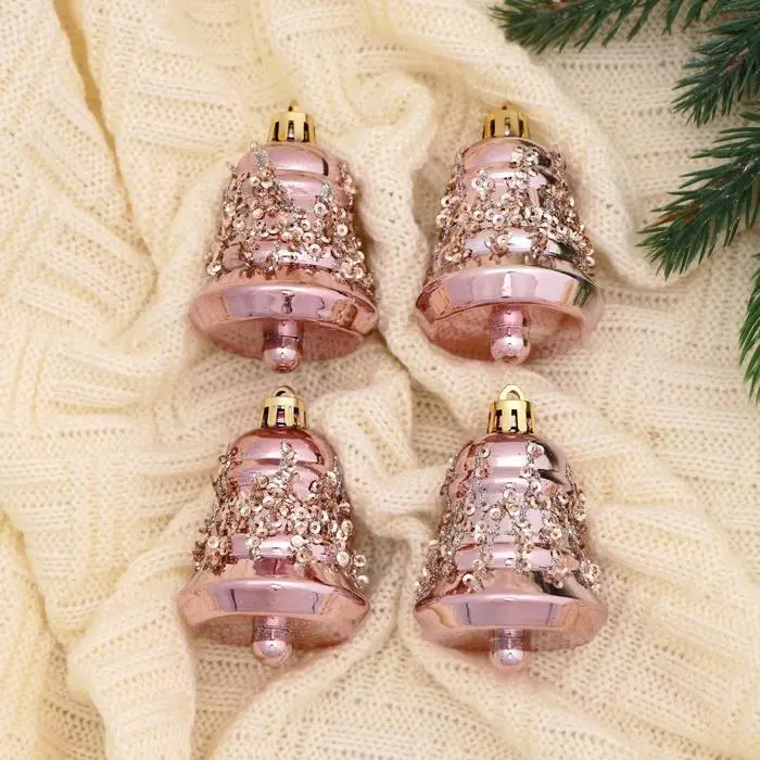 Набор ёлочных игрушек 4 шт. «Зимнее волшебство. Время праздника» пластик, 5 см, розовый