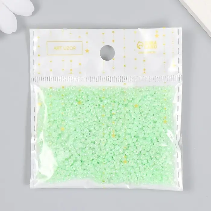 Бисер стекло 12/0  Бисер стекло 12/0 "Цветная серединка. Салат" 30 гр