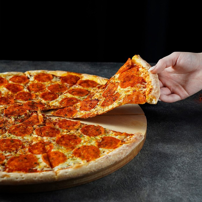 Доска для пиццы с потайными ручками Adelica «Итальяно», d=40 см, берёза Доска для пиццы с потайными ручками Adelica «Итальяно», d=40 см, берёза