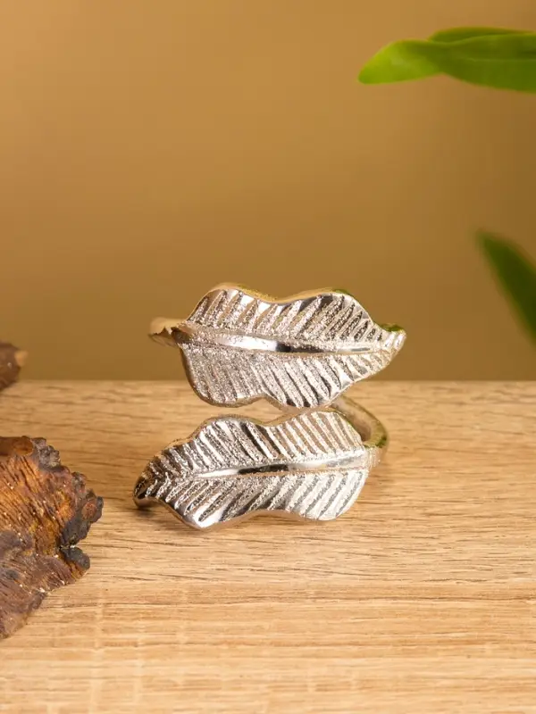 Кольцо для салфеток «Листья», 5×5×5 см, алюминий