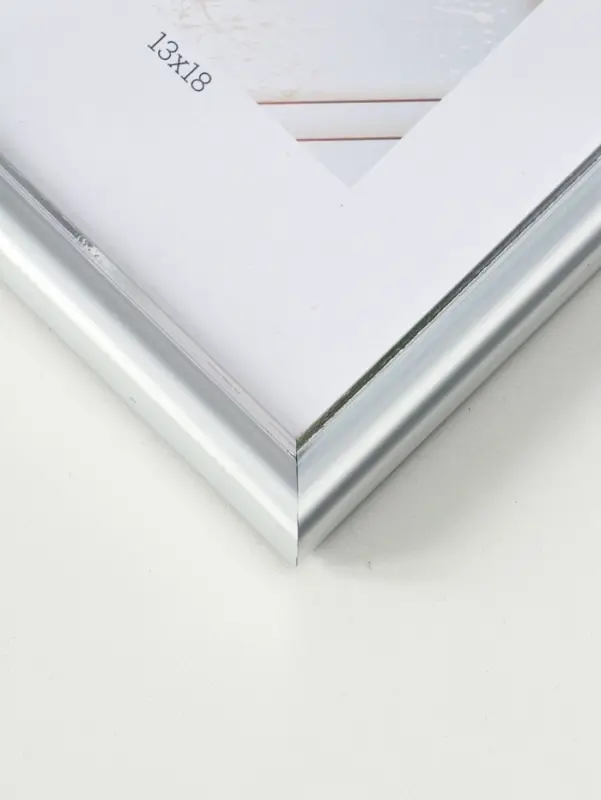 Фоторамка для фото 13&times;18 см &laquo;МИРАМ&raquo;, пластик под серебро, (пластиковый экран)