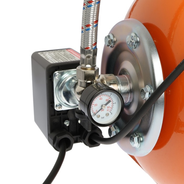 Насосная станция PROFLINE BASIC 800/42S, 800 Вт, напор 42 м, 50 л/мин, бак 19 л Насосная станция PROFLINE BASIC 800/42S, 800 Вт, напор 42 м, 50 л/мин, бак 19 л