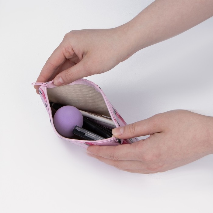 Косметичка на молнии, цвет розовый Косметичка на молнии, цвет розовый