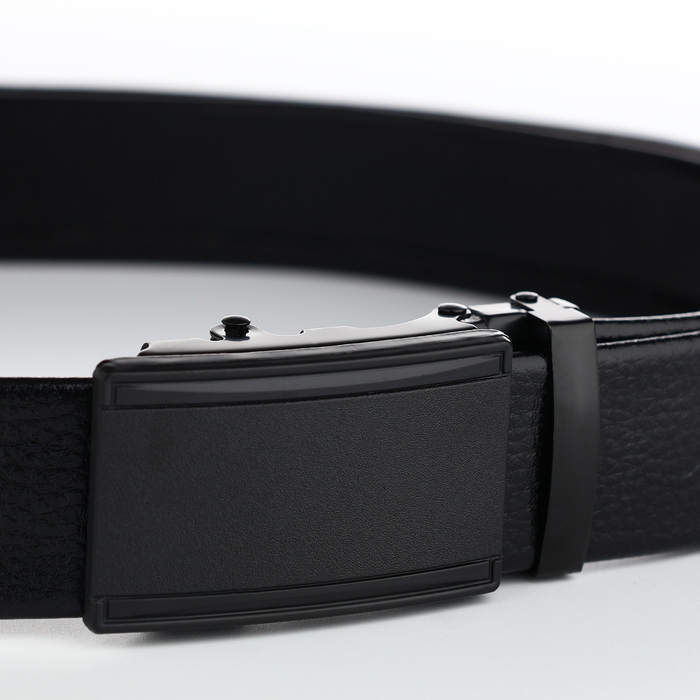Ремень мужской, ширина 3,5 см, пряжка автомат, цвет чёрный Ремень мужской, ширина 3,5 см, пряжка автомат, цвет чёрный