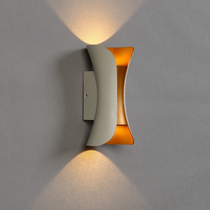 Светильник фасадный «Элегант», FSD-035, 10 Вт, 3000К, 1 луч, IP65, 220В, пласт., бело-золот.   10084 Светильник фасадный «Элегант», FSD-035, 10 Вт, 3000К, 1 луч, IP65, 220В, пласт., бело-золот.   10084