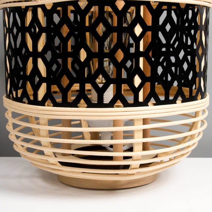 Настольная лампа Настольная лампа "Киана" 15Вт 25х25х32,5 см RISALUX