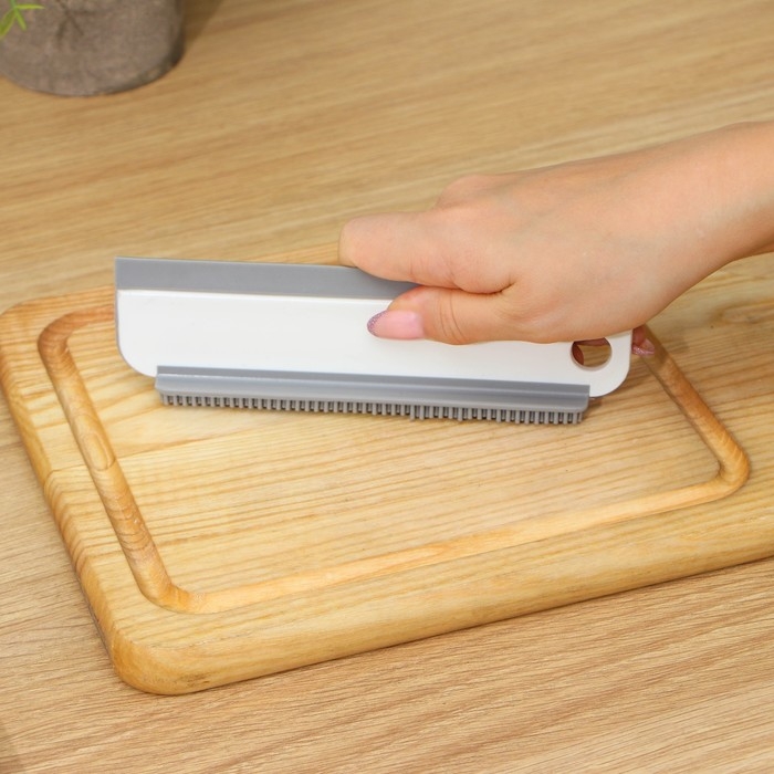 Щётка - скребок Raccoon, универсальная, 16×4,5×2 см Щётка - скребок Raccoon, универсальная, 16×4,5×2 см