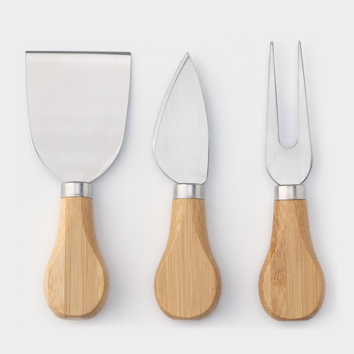 Набор для подачи сыра Доляна Cheese, 3 ножа, доска 38×18,5 см, бамбук Набор для подачи сыра Доляна Cheese, 3 ножа, доска 38×18,5 см, бамбук