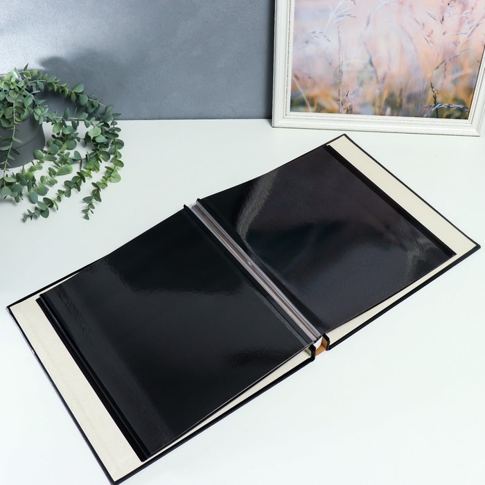 Фотоальбом магнитный 20 листов Фотоальбом магнитный 20 листов "Золотые графичные цветы на чёрном" в коробке 34х4х33 см