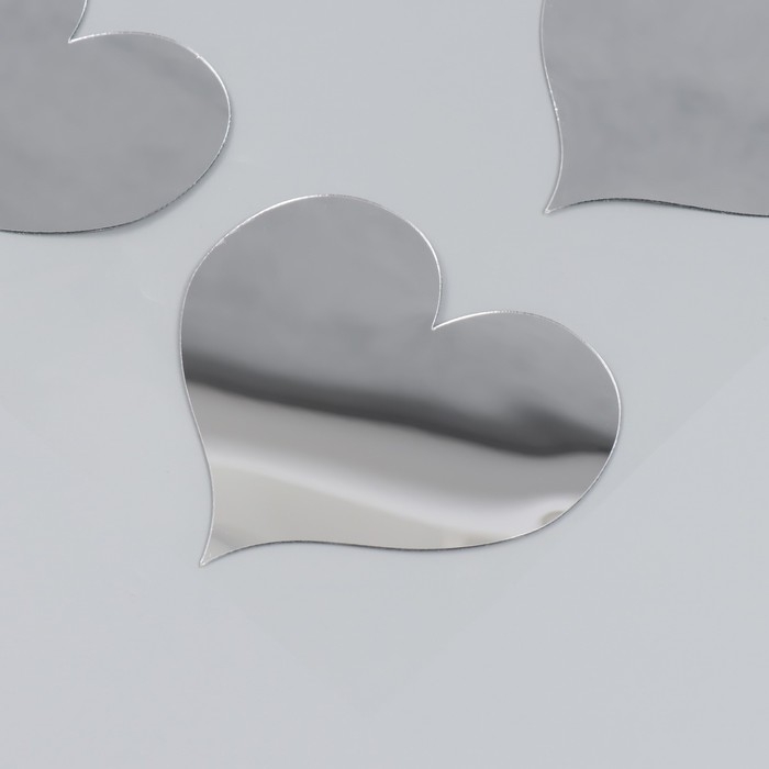 Наклейка интерьерная зеркальная Наклейка интерьерная зеркальная "Сердечки" 38х31 см