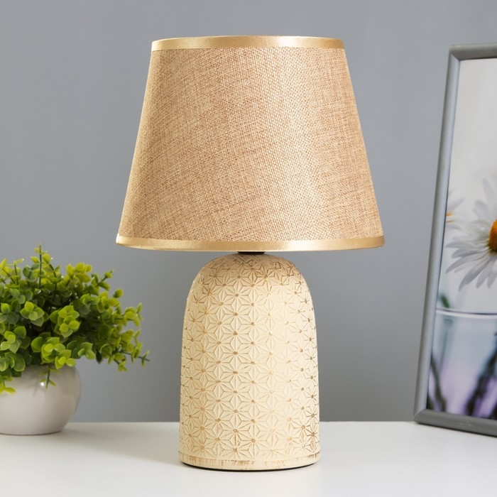 Настольная лампа Настольная лампа "Этуаль" Е27 40Вт бежевый 20х20х32 см RISALUX