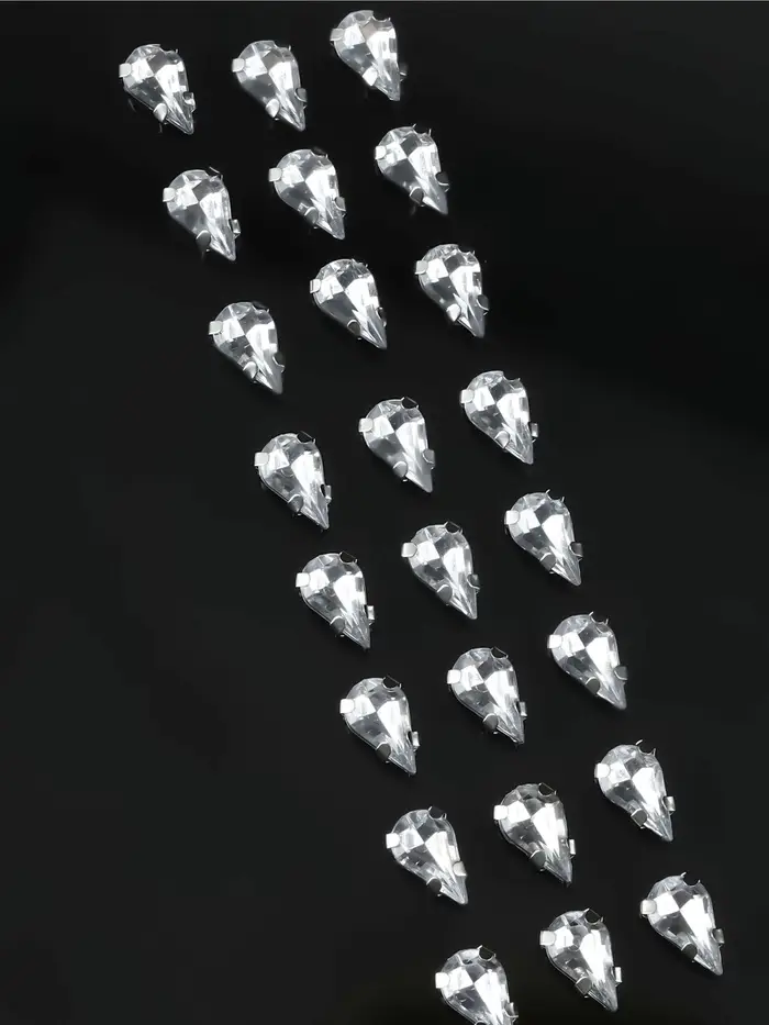 Стразы пришивные &laquo;Капля&raquo;, в цапах, 6&times;10 мм, 50 шт., белые