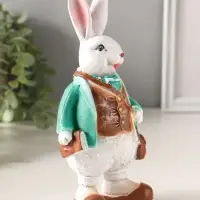 Фигура "Кролик джентельмен с книжкой" 21,5х10,5 см