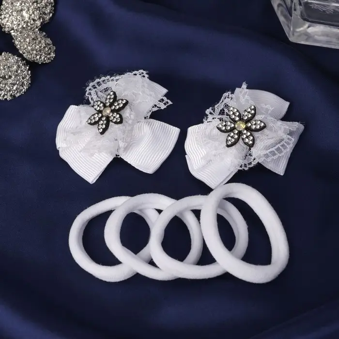 Набор для волос "Бантик страз" (2 зажима, 4 резинки) цветок, белый